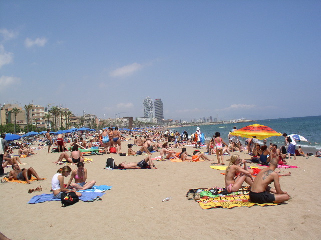 Platja de Barceloneta, looking northeast